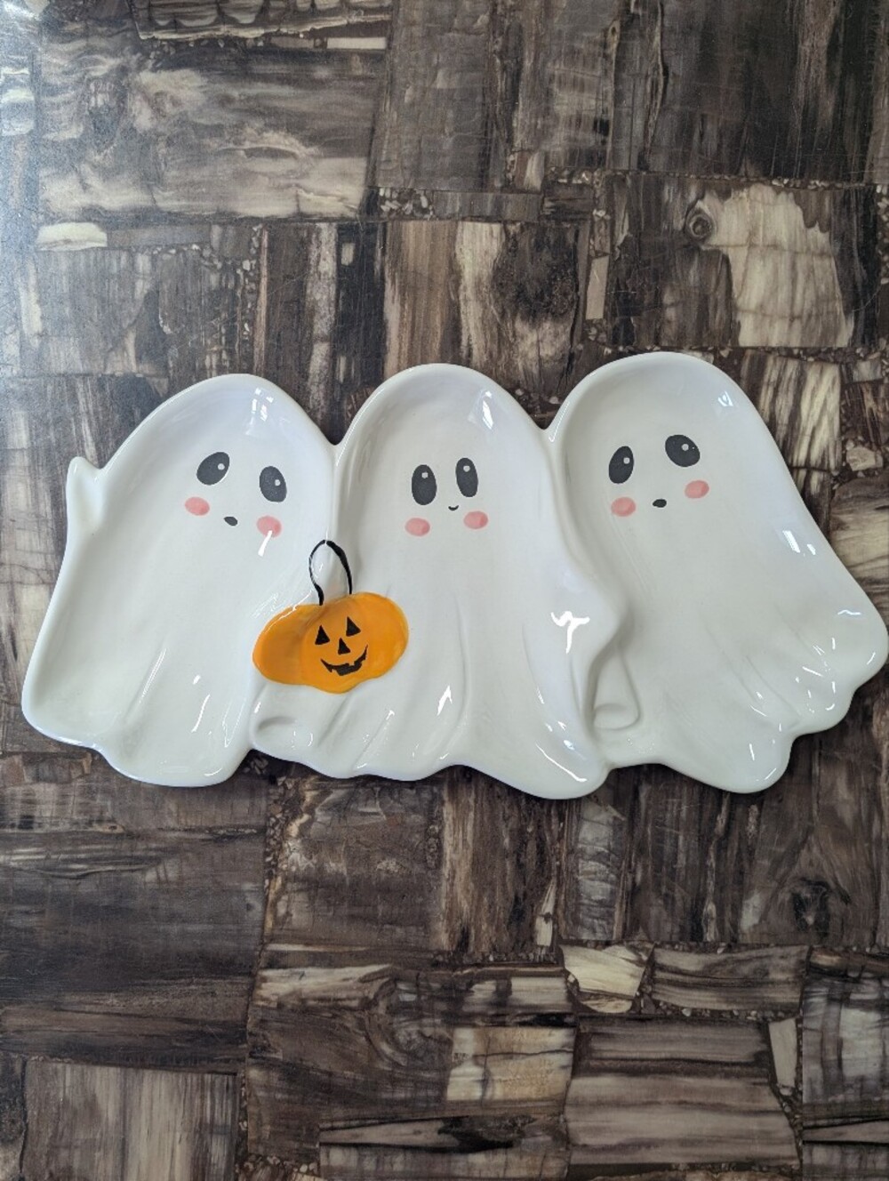 Sweetly Spooky Ceramic Halloween Ghost Trio Sculpted Serving Platter 👻